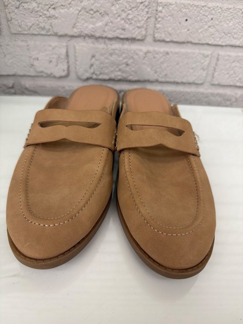 Cynthia Rowley Prescott Tan Women’s Loafer Mules Shoes Size 8.5 - Picture 4 of 9
